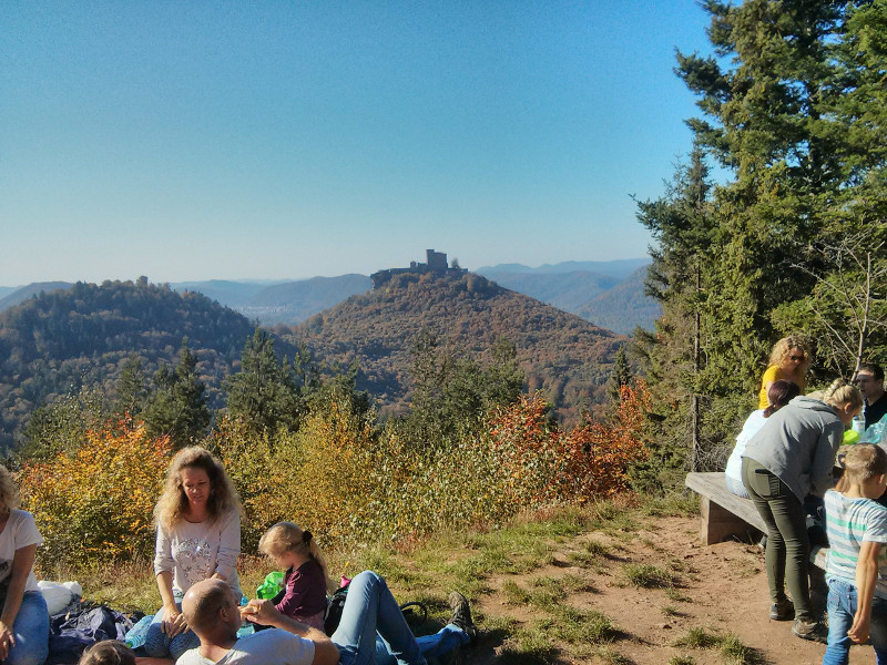 Picknick Trifels 800x600